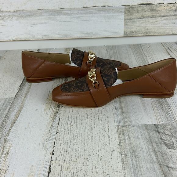 Michael Kors Tiffanie Women’s 6.5 Brown Leather gold Logo slip-on Loafer Flats - Picture 7 of 10